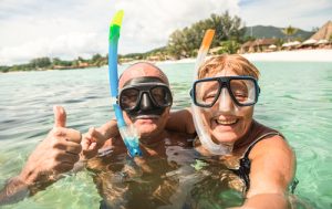 Snowbird Canadians get COVID Vaccine in the US